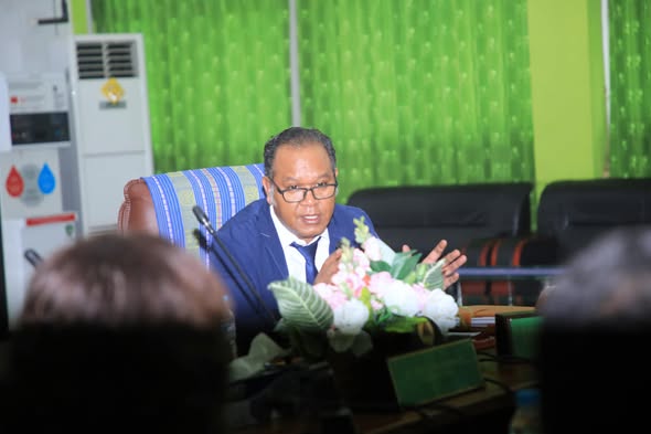 Vice-Ministro Para a Operacionalização dos Hospitais.